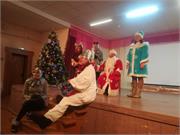 Тарутино. Новогоднее представление «Как Дед Мороз спасал бычка Федю»
